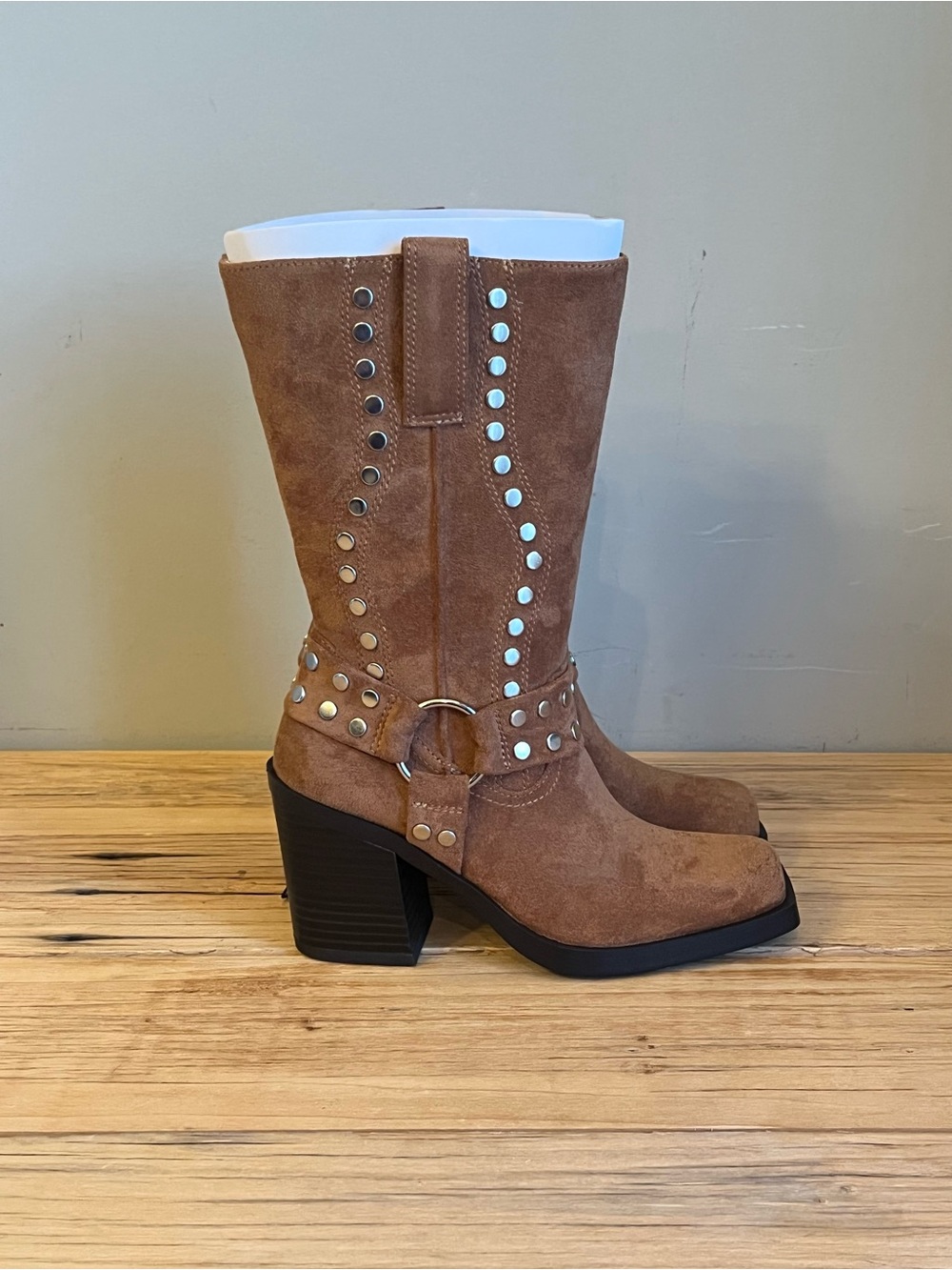 NIB Madden Nyc Women’s Brown Faux Suede Studded Mid-Calf Boots - Picture 6 of 10